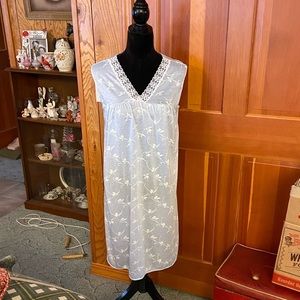 Vintage Blue Floral Light Summer Nightgown size Small